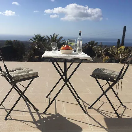 Luxury Studio, Sea View, Pool Apartment La Asomada (Lanzarote)